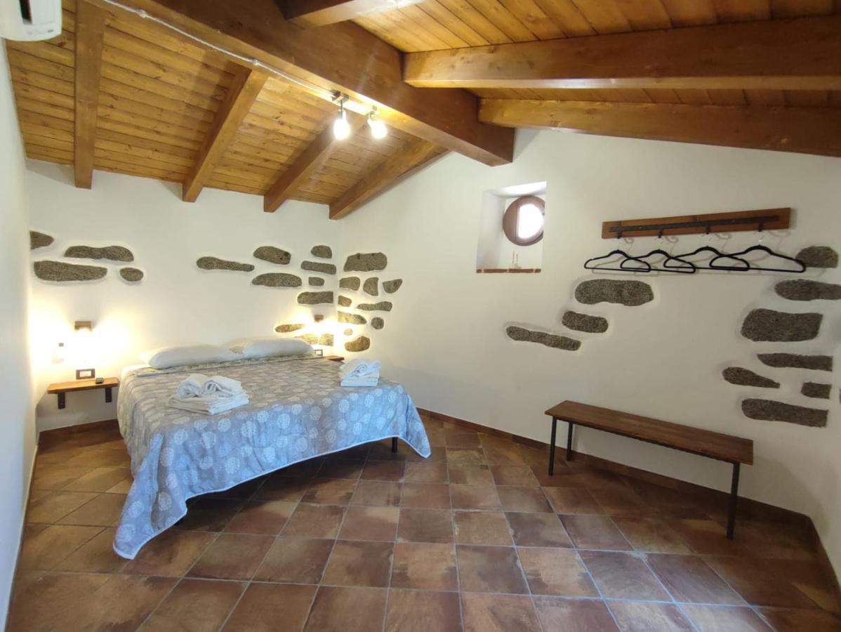 La Corte Dei Baroni Loceri Bagian luar foto