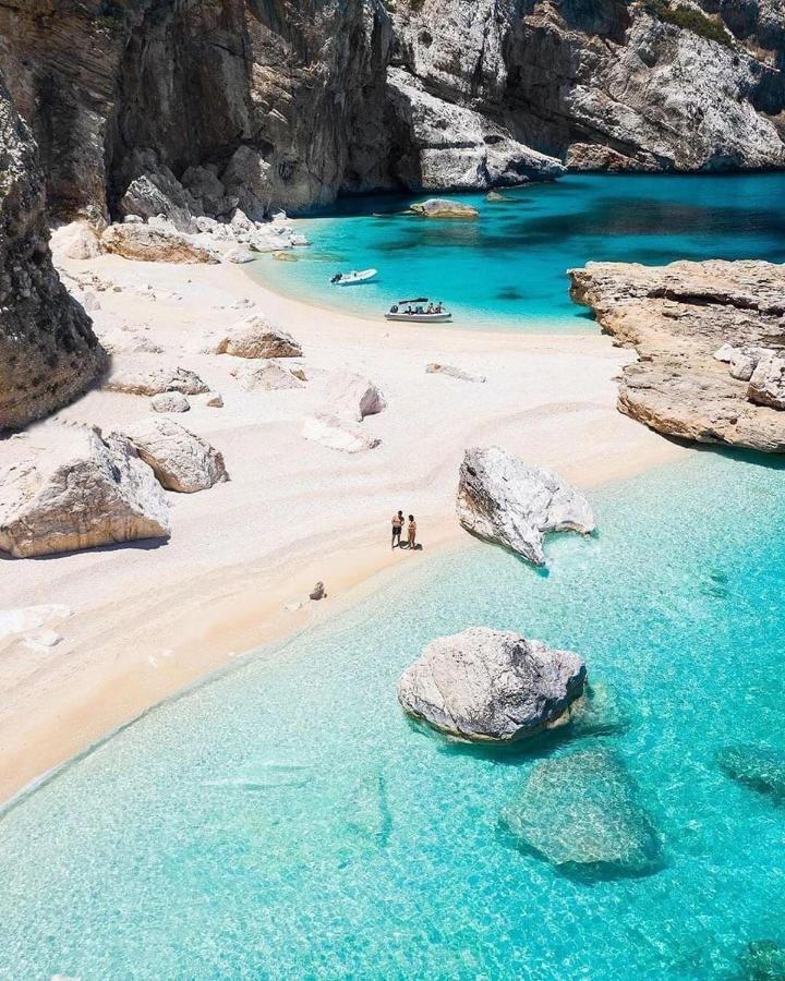 La Corte Dei Baroni Loceri Bagian luar foto
