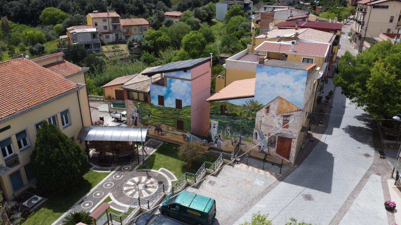 La Corte Dei Baroni Loceri Bagian luar foto